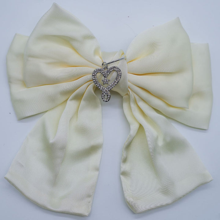 Ruffle Bow Cream