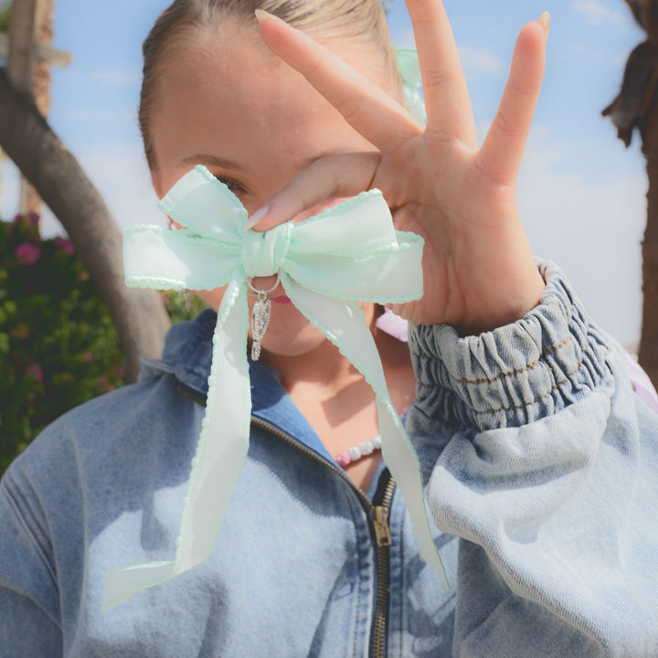 Daydream Bow Collection